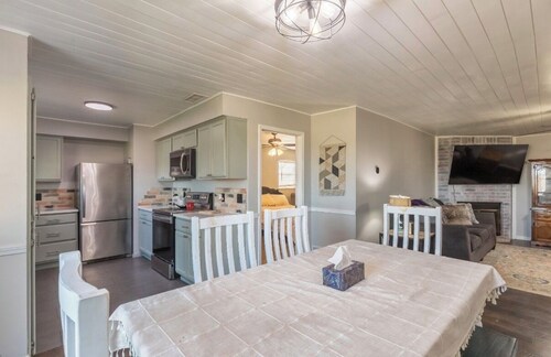 Near Dyess! Minutes from everything! Quiet neighborhood! Heart of Abilene!