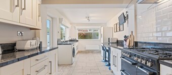 Luxury Equipped 3 Bedroom House, Shropshire NR Telford, Cosford & Wolves