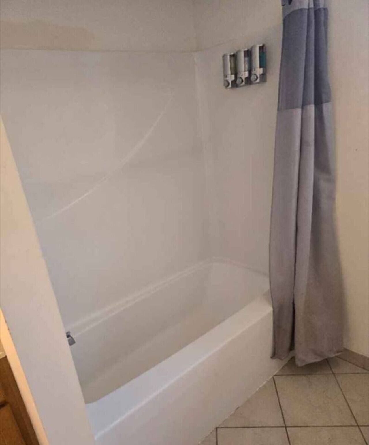 風筒、提供毛巾、番梘、廁紙