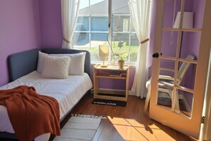 1 bedroom, WiFi, bed sheets