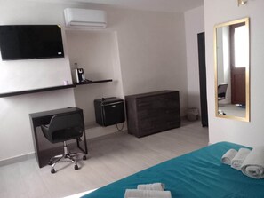 Unclassified image, 5 of 7, button - La Colombaia Bed and Rooms (Belvedere Marittimo)