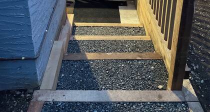 Private Guest Suite in Colwood