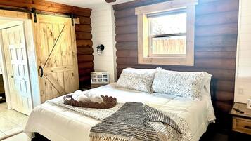 2 bedrooms, WiFi, bed sheets, wheelchair access