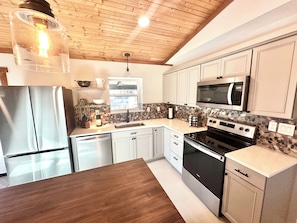 Unclassified image, 2 of 17, button