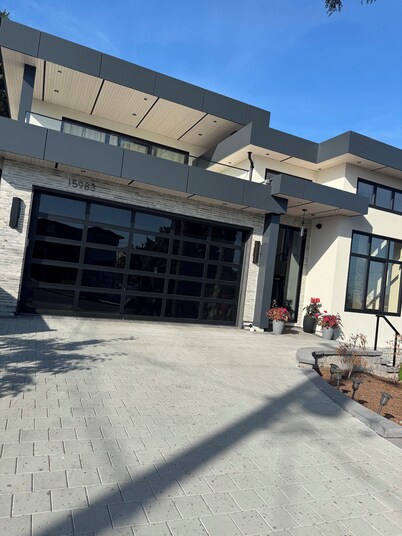 Cozy two bedroom Suite