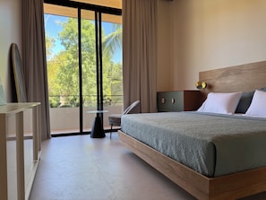 4 habitaciones, acceso a internet y ropa de cama 