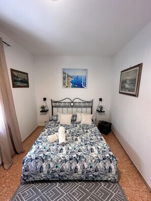 3 bedrooms, WiFi, bed sheets