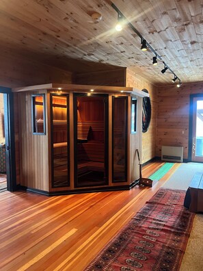 Sauna - Downtown Bethel, Maine - Minutes to Sunday River, & Night Life (Bethel)