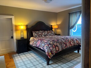 6 chambres, fer et planche à repasser, Wi-Fi, draps fournis