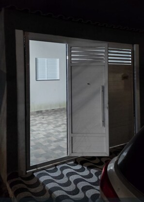 Property grounds - Great house in Itanhaém, your beach retreat. (Itanhaém)