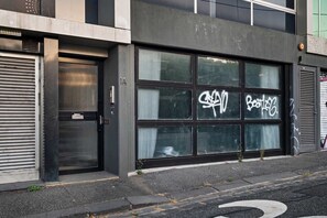 Exterior detail - Stylish Studio Stay in Central Fitzroy (Fitzroy)