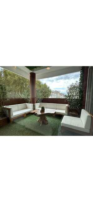 Property grounds - Beautiful atypical loft with Jacuzzi (Tarascon)