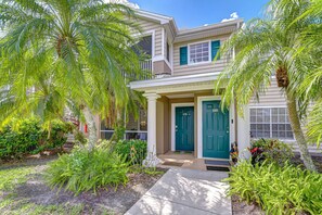 Exterior detail - Lakewood Retreat | 3+ Month Stay | Pool & Gym (Lakewood Ranch)