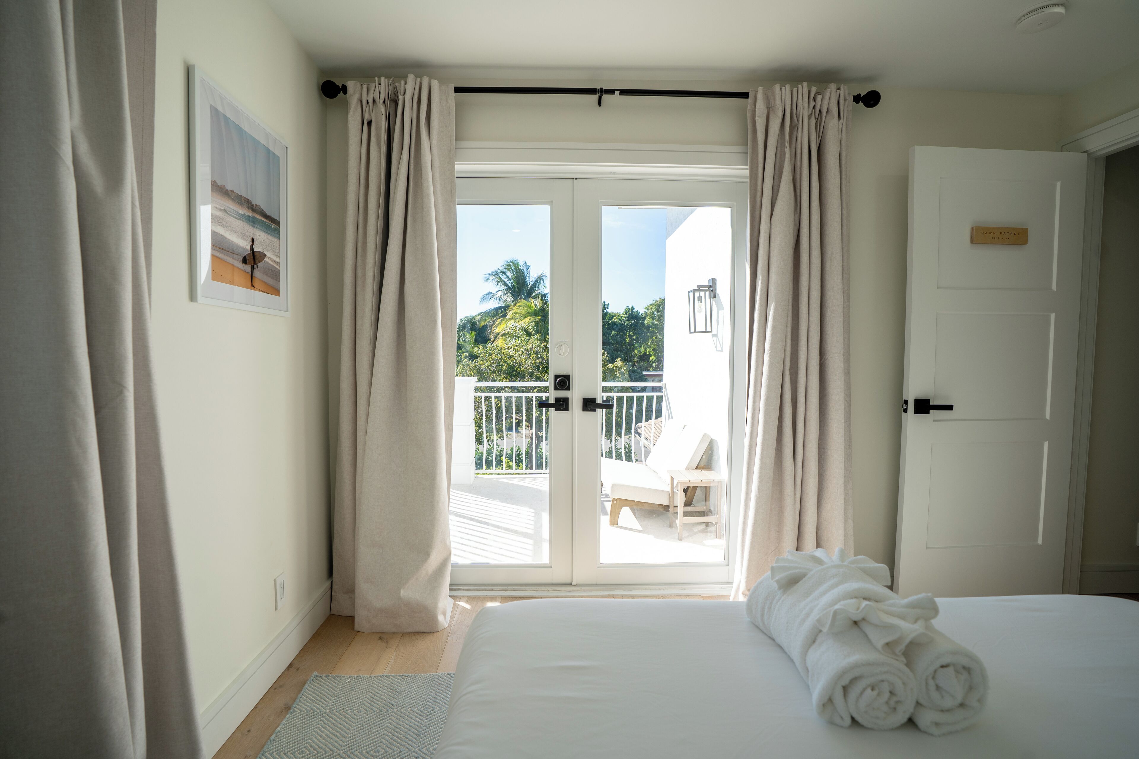 5 bedrooms, desk, iron/ironing board, WiFi