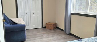 Minutes to the Beach !