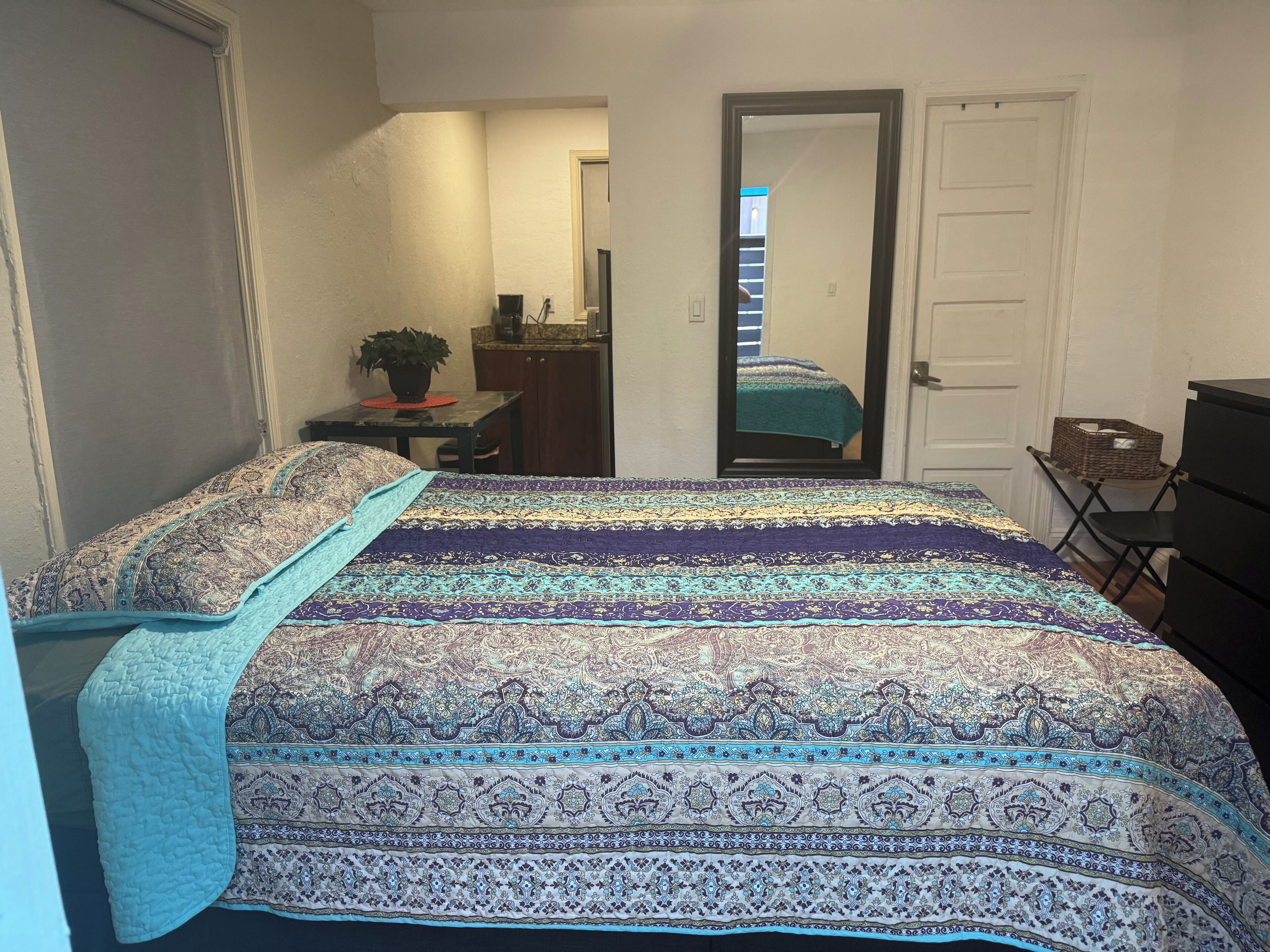 1 多间卧室、WiFi