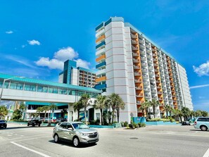 Exterior - 1Br sleeps 4 Spacious beach getaway 746 (Myrtle Beach)