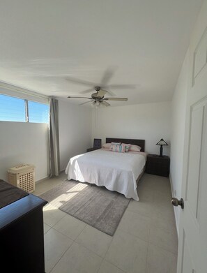 1 bedroom, WiFi, bed sheets - The Elevated Apartment @ Casa Portal De La Montana (San Salvador)