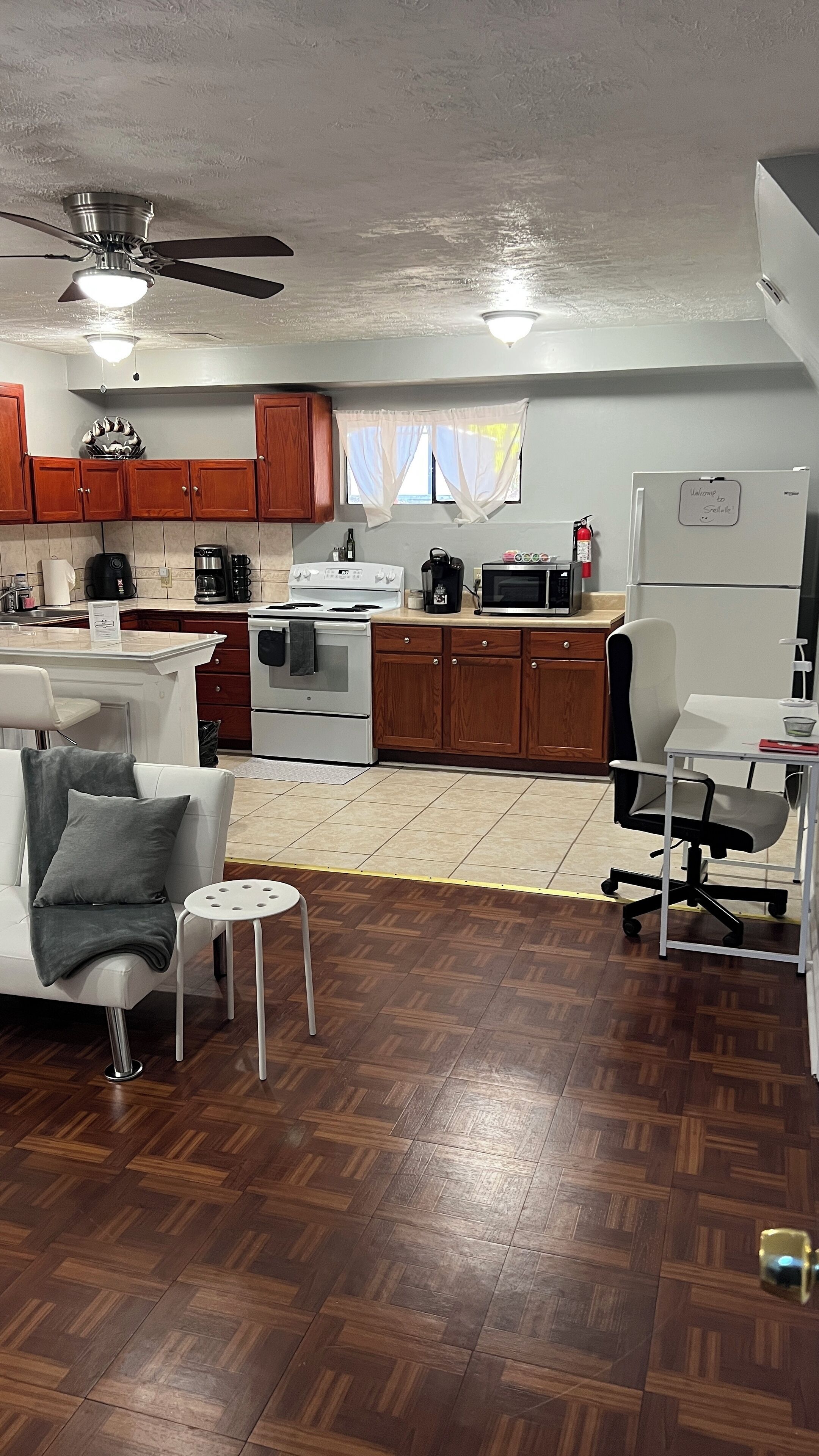 المنشأة من الداخل