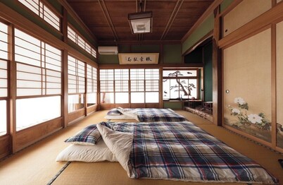 Tsubaki House, an old private house salon in the village of fermentation Kouzaki, a farmhouse in the middle of rice paddies.