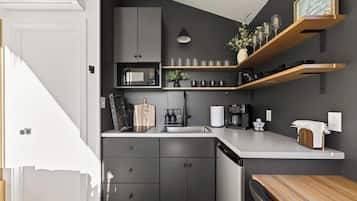 Fridge, microwave, stovetop, coffee/tea maker