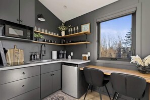 Fridge, microwave, stovetop, coffee/tea maker - Osprey Cabin - Ocean Front Acadia A Frame Cabin (Tremont)