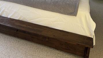 3 soverom, strykejern/-brett, wi-fi og sengetøy