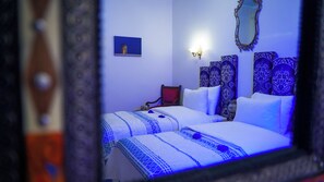 بديكورات فريدة لكل غرفة وطراز فريد لكل وحدة ومكتب