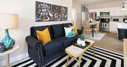 Tremont’s Finest! Close to Hospitals, Downtown and Colleges!!