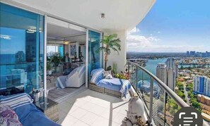 Property grounds - Oceanview Luxury-Level 36 Couple's Oasis (Surfers Paradise)