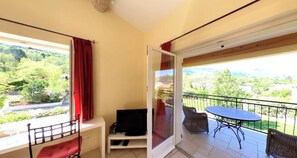 Interior - VillaFleuryAppartement (Montbrun-les-Bains)