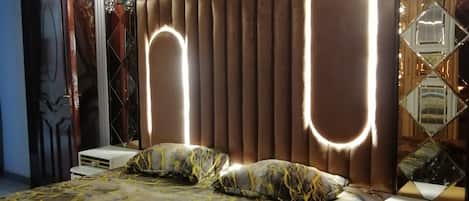 3 chambres, fer et planche Ă repasser