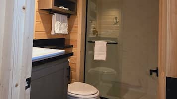 Premium Cabin, Mountain View | Bathroom | Shower, hair dryer, towels, soap