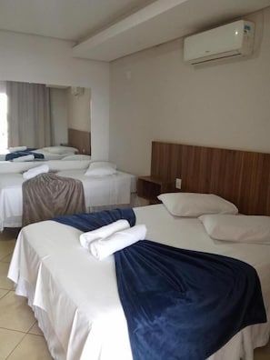 Deluxe Suite, Balcony, Lake View
