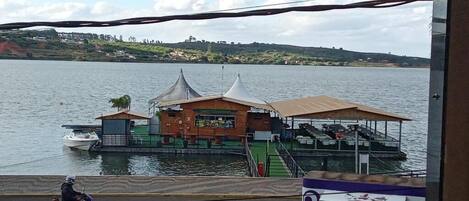 숙박 시설 구내