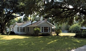 Nicht klassifiziertes Bild, 3 von 26, Schaltfläche