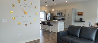 Relax & Recharge, 3BR 2.5BA Condo in Elkhorn