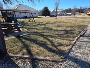 Property grounds - Welcome to The Lakehouse Hideout – Your Glen Elder Escape! (Glen Elder)