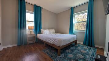 2 bedrooms, free WiFi, bed sheets