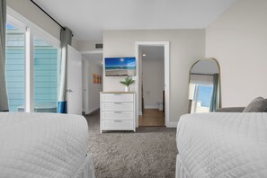 2 chambres, fer et planche à repasser, Wi-Fi gratuit, draps fournis