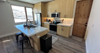 Silver Sage Suite – A Quiet, Modern Mountain Stay