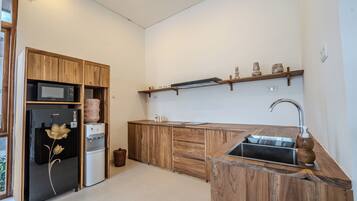 Villa, 3 Bedrooms, Private Pool, Ocean View | Private kitchen | Shared fridge, microwave