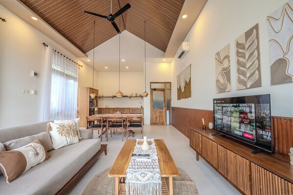 Villa, 3 Bedrooms, Private Pool, Ocean View | Living area