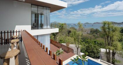 Diamond Hill Komodo