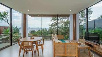 Klassieke villa, 1 slaapkamer, balkon, uitzicht op zee | Dineren