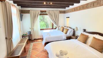 Premium Quadruple Room, Pool View