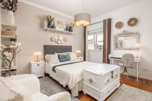 1 bedroom, iron/ironing board, WiFi - Modern 1-bedroom apartment in Lumiar - 70m² (Lisboa)
