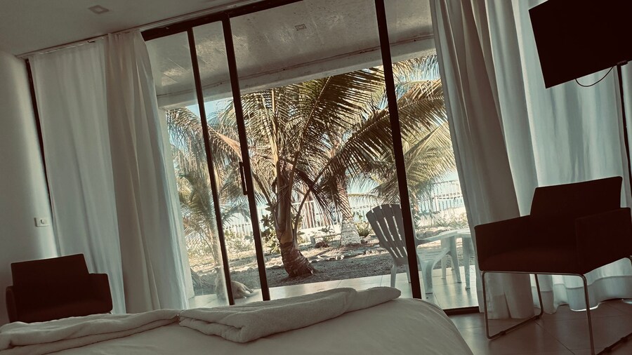 la perla suiza hotel de playa