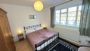 Wi-Fi de cortesia, roupa de cama