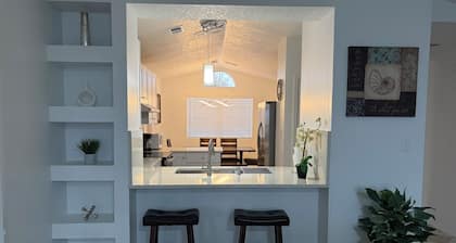 Newly Remodeled Mountain Escape Near Casino + Pool Table + Putting Green